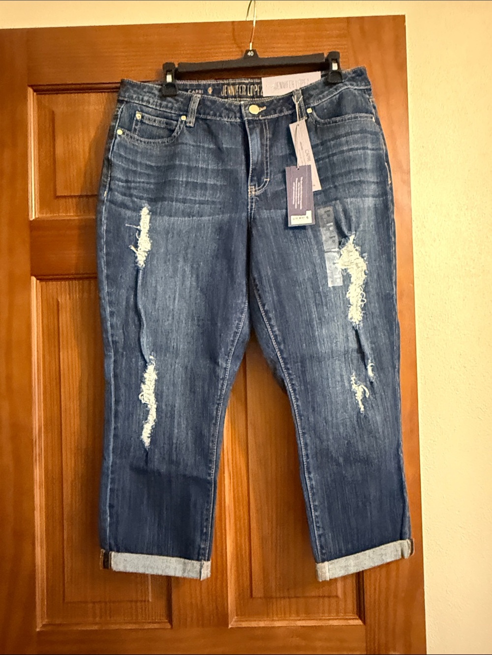 Jennifer Lopez Medium Dark Blue Distressed capri Jeans size 12 brand new.